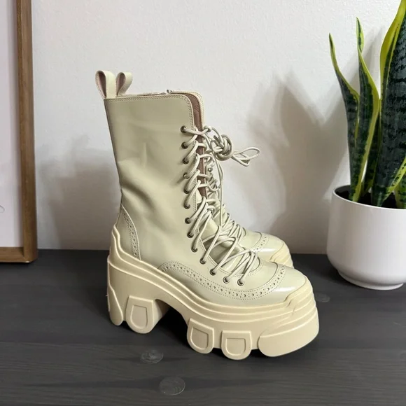 Simone Rocha 36 US 6 Biker Boots Platform Patent Leather lace-up New with Defect - Picture 2 of 16